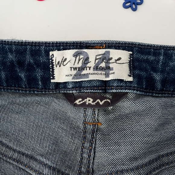 CRVY Vintage High-Rise Shorts - Picture 5 of 5